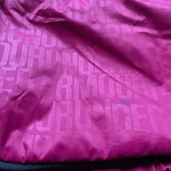 Under Armour Pink Duffel Bag | Lightweight Gym / Travel Bag - Picture 2 of 6